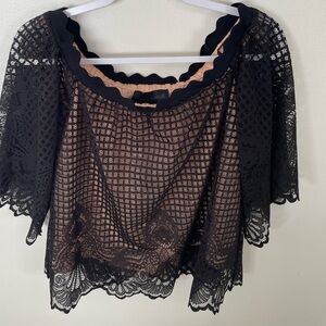 NWT Kendall &  Kylie Off Shoulders Black Lace Sz M